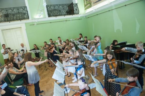 Class concerts in Session I 2016