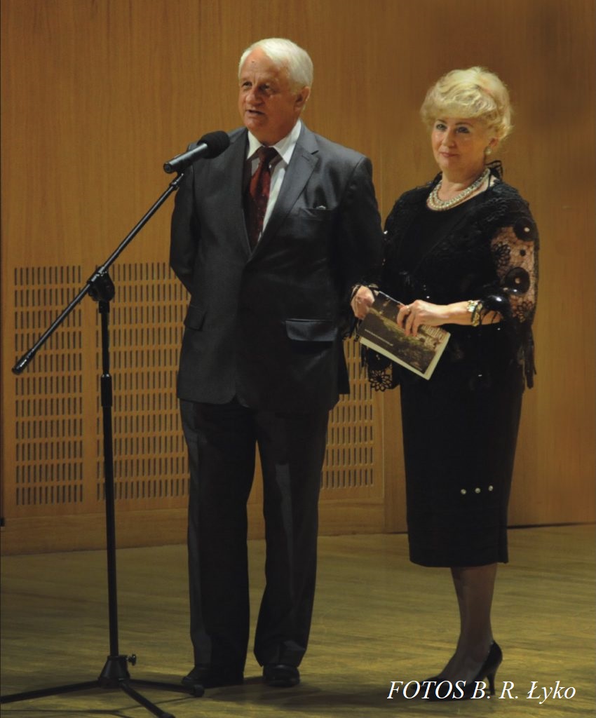 Prezes mgr Krzysztof Szczepaniak  Prof. Krystyna Makowska-Ławrynowicz